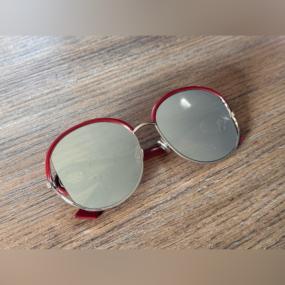 Christian Dior Sunglasses with case. - Picture 1 of 9